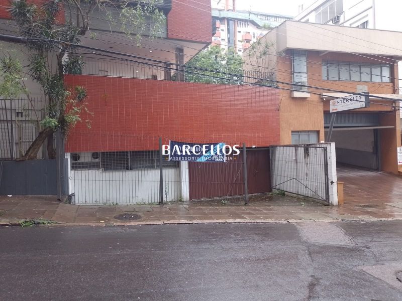 LOJA TERREA QUASE ESQUINA COM INDEPENDENCIA
