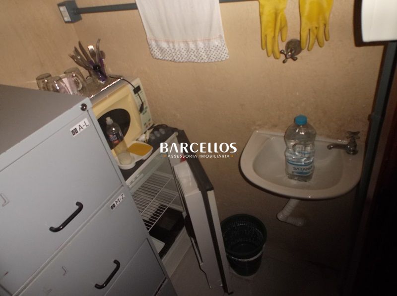 Sala com 1 banheiro e 44m² para alugar no bairro Centro Historico, Porto Alegre