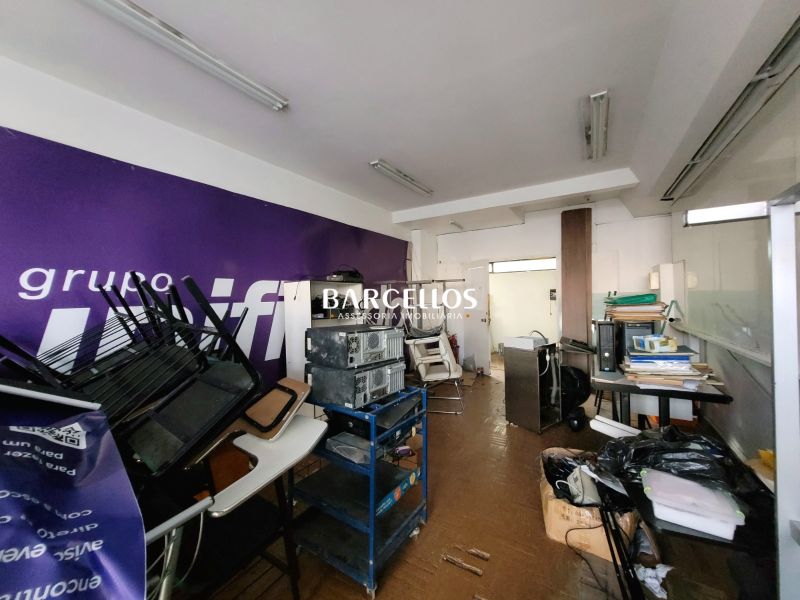 Conjunto com 8 banheiros e 443m² para alugar no bairro Centro Historico, Porto Alegre