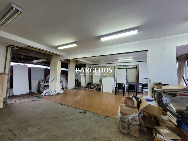 Conjunto com 8 banheiros e 443m² para alugar no bairro Centro Historico, Porto Alegre