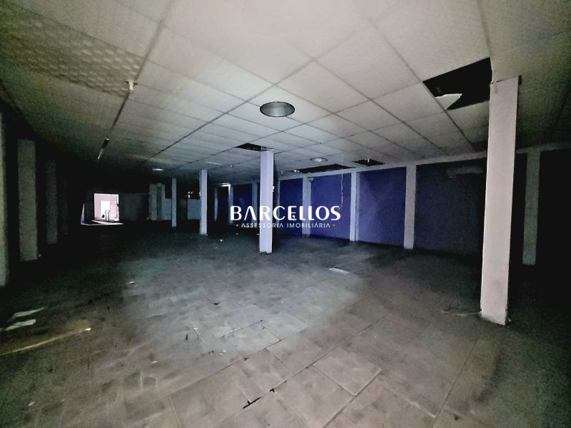 ALUGA SALA COMERCIAL AMPLA