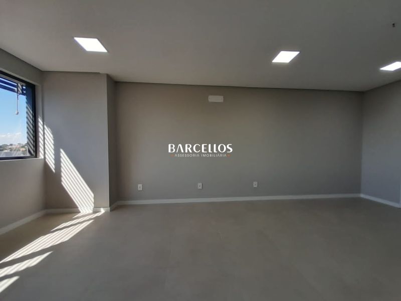 EXCELENTE SALA/CONJUNTO COMERCIAL