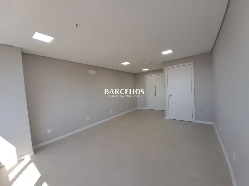 EXCELENTE SALA/CONJUNTO COMERCIAL