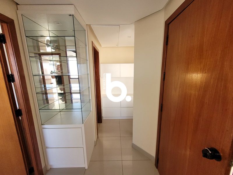 Conjunto com 1 banheiro e 45m² à venda no bairro Moinhos de Vento, Porto Alegre