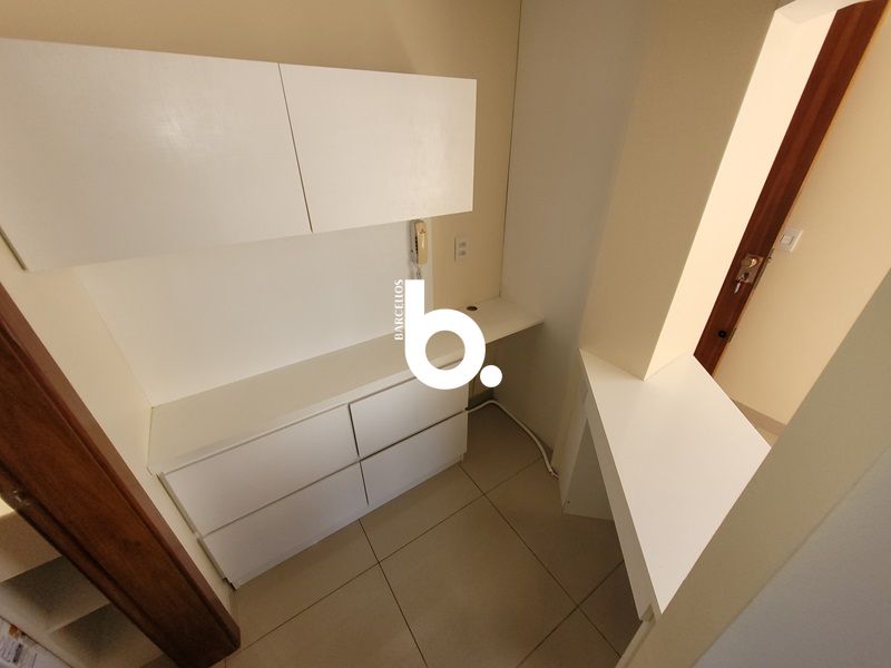 Conjunto com 1 banheiro e 45m² à venda no bairro Moinhos de Vento, Porto Alegre