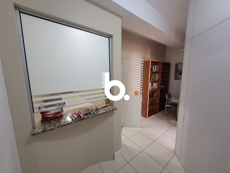 Sala com 1 banheiro e 53m² para alugar no bairro Centro Historico, Porto Alegre