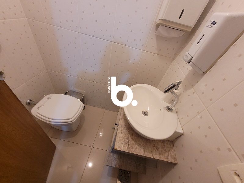 Sala com 1 banheiro e 53m² para alugar no bairro Centro Historico, Porto Alegre