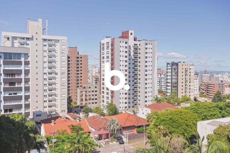 Sala com 2 banheiros e 100m² para alugar no bairro Auxiliadora, Porto Alegre