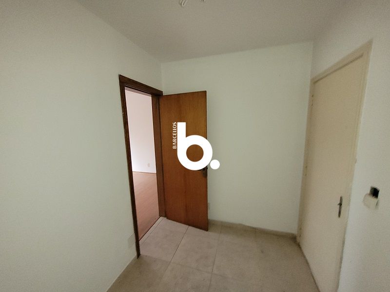 Apartamento amplo com 122 m²,2D sendo 1 suíte, 2 vagas e excelente padrão no Mont'Serrat