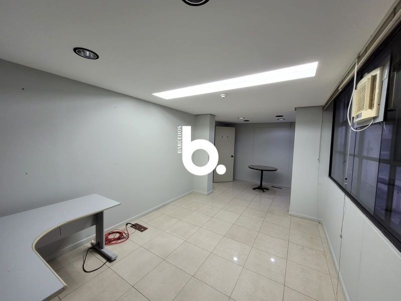 CONJUNTO COMERCIAL 440M² CENTRO