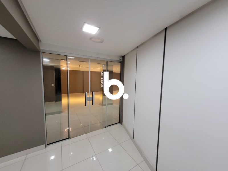 CONJUNTO COMERCIAL 440M² CENTRO