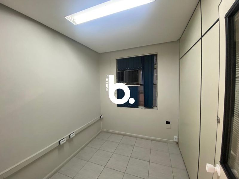 CONJUNTO COMERCIAL 458M² CENTRO