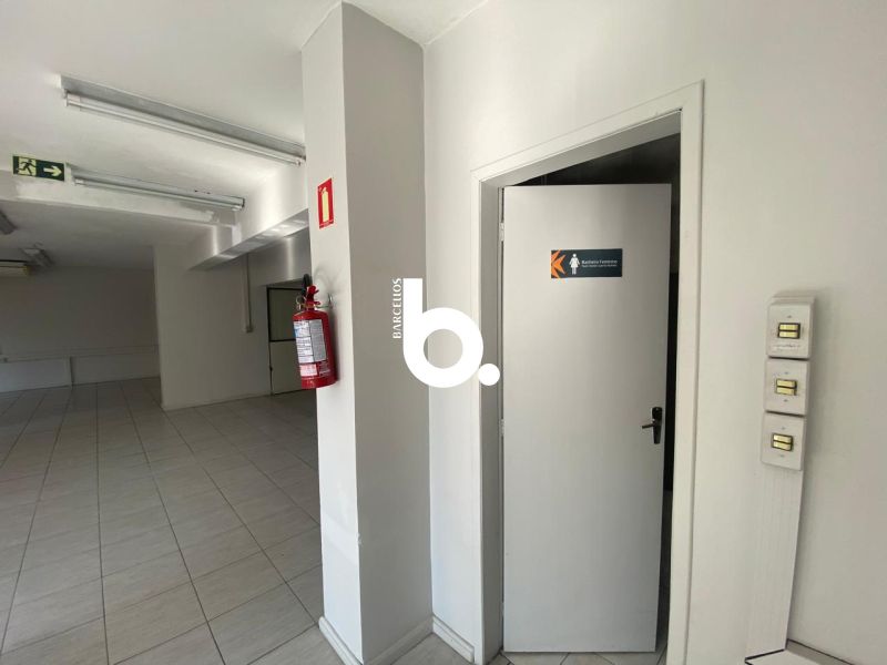 CONJUNTO COMERCIAL 458M² CENTRO