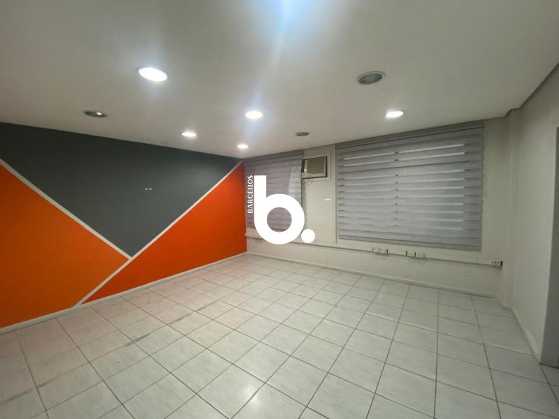 CONJUNTO COMERCIAL 458M² CENTRO