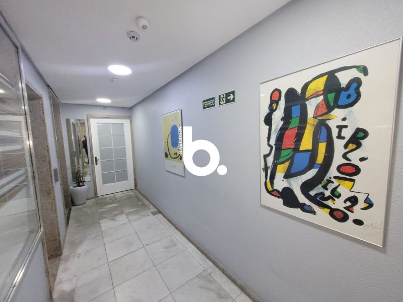 SALA COMERCIAL AMPLA OTÁVIO ROCHA 120m2