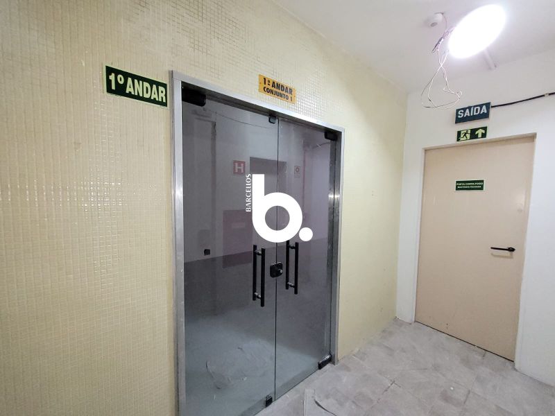 SALA COMERCIAL AMPLA OTÁVIO ROCHA 120m2