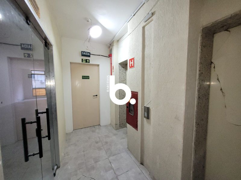 SALA COMERCIAL AMPLA OTÁVIO ROCHA 120m2