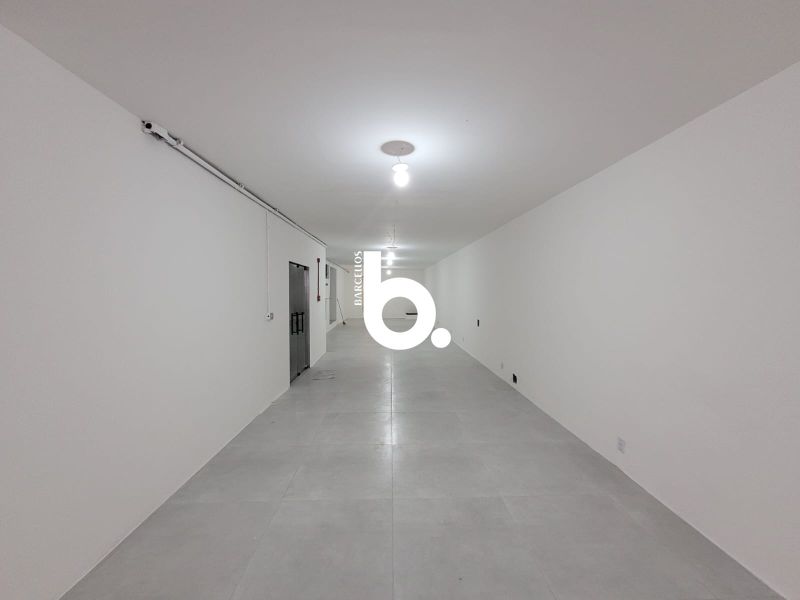 SALA COMERCIAL AMPLA OTÁVIO ROCHA 120m2