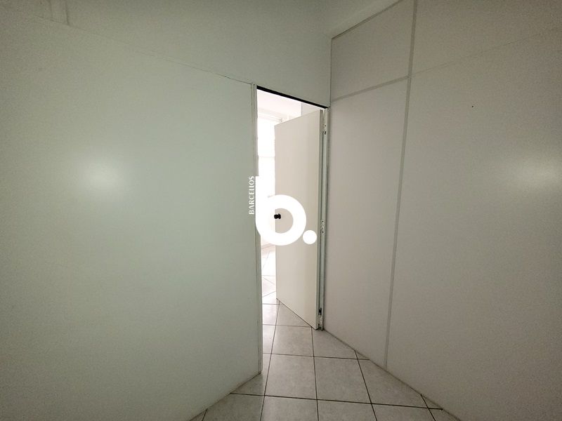 Sala com 1 banheiro e 64m² para alugar no bairro Centro Historico, Porto Alegre