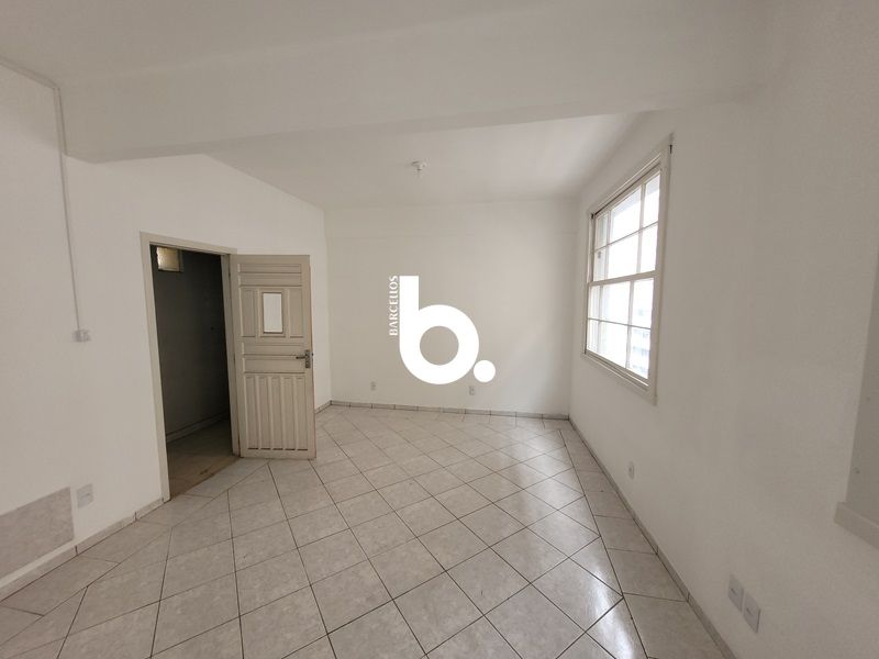 Sala com 1 banheiro e 64m² para alugar no bairro Centro Historico, Porto Alegre