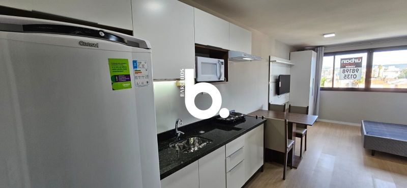Apto com 1 quarto, 1 banheiro e 28m² para alugar no bairro Cidade Baixa, Porto Alegre