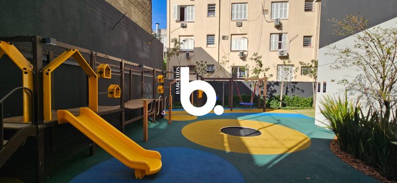 Apto com 1 quarto, 1 banheiro e 28m² para alugar no bairro Cidade Baixa, Porto Alegre