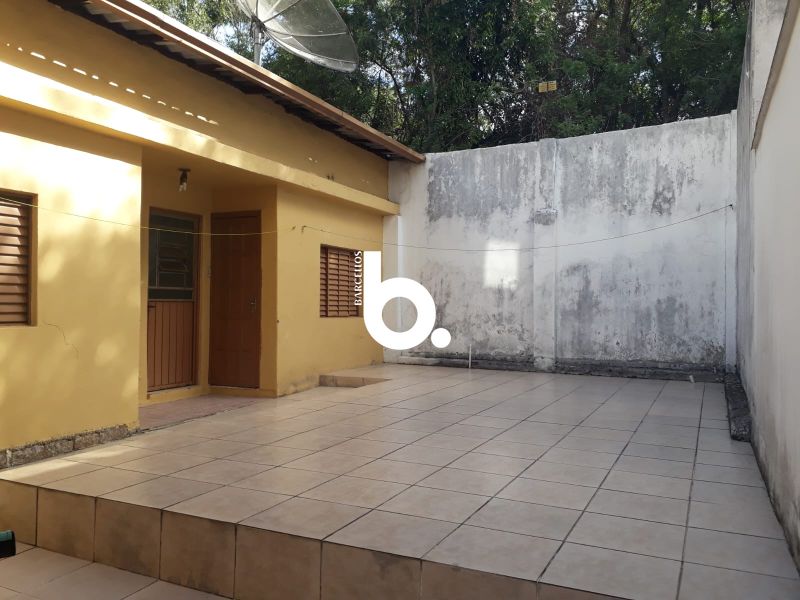 Excelente SOBRADO no bairro Mont Serrat