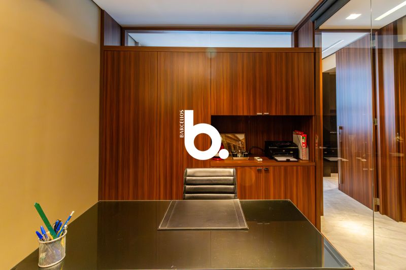Sala com 1 banheiro e 35m² para alugar no bairro Centro Historico, Porto Alegre