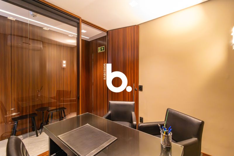 Sala com 1 banheiro e 35m² para alugar no bairro Centro Historico, Porto Alegre