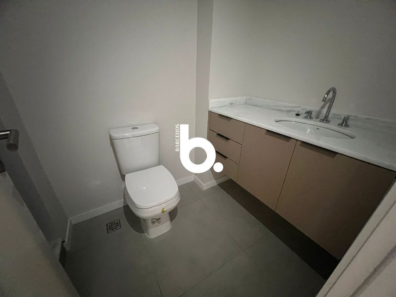 Apto com 1 quarto, 1 banheiro e 30m² para alugar no bairro Rio Branco, Porto Alegre