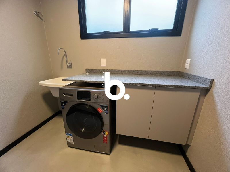 Apto com 1 quarto, 1 banheiro e 30m² para alugar no bairro Rio Branco, Porto Alegre
