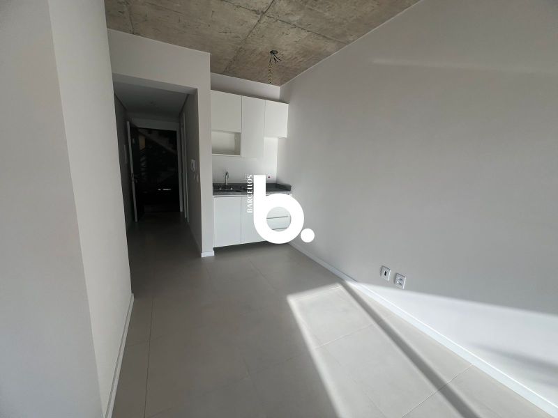 Apto com 1 quarto, 1 banheiro e 30m² para alugar no bairro Rio Branco, Porto Alegre