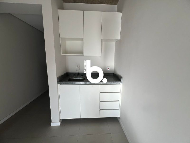Apto com 1 quarto, 1 banheiro e 30m² para alugar no bairro Rio Branco, Porto Alegre