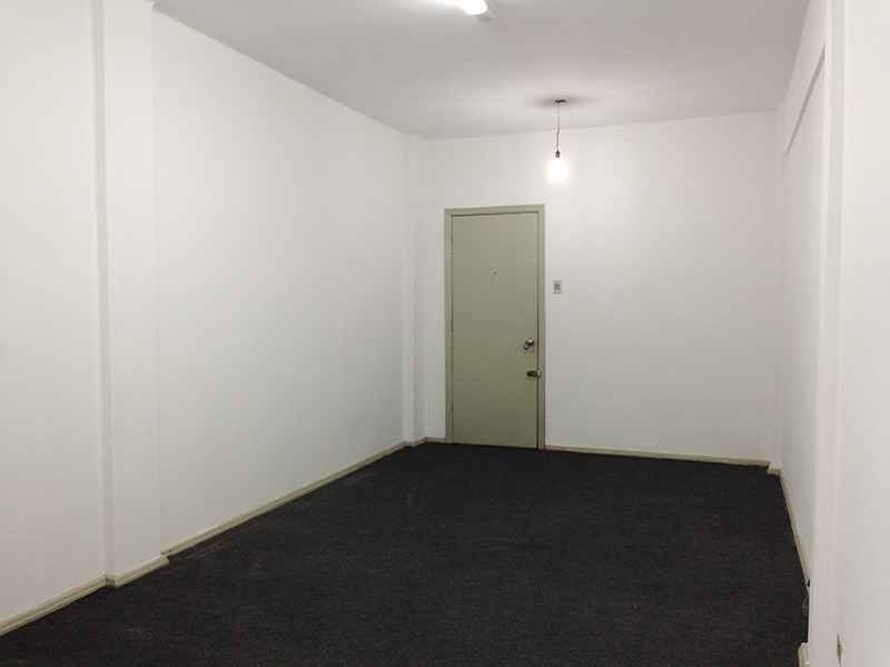 Sala com 1 banheiro e 25m² para alugar no bairro Centro, Porto Alegre