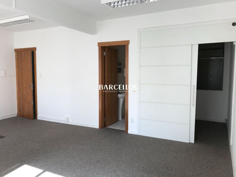 Sala com 1 banheiro e 45m² para alugar no bairro Centro Historico, Porto Alegre