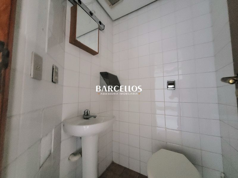 Conjunto com 1 banheiro e 44m² à venda no bairro Centro, Porto Alegre