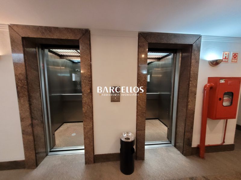 Conjunto com 1 banheiro e 44m² à venda no bairro Centro, Porto Alegre