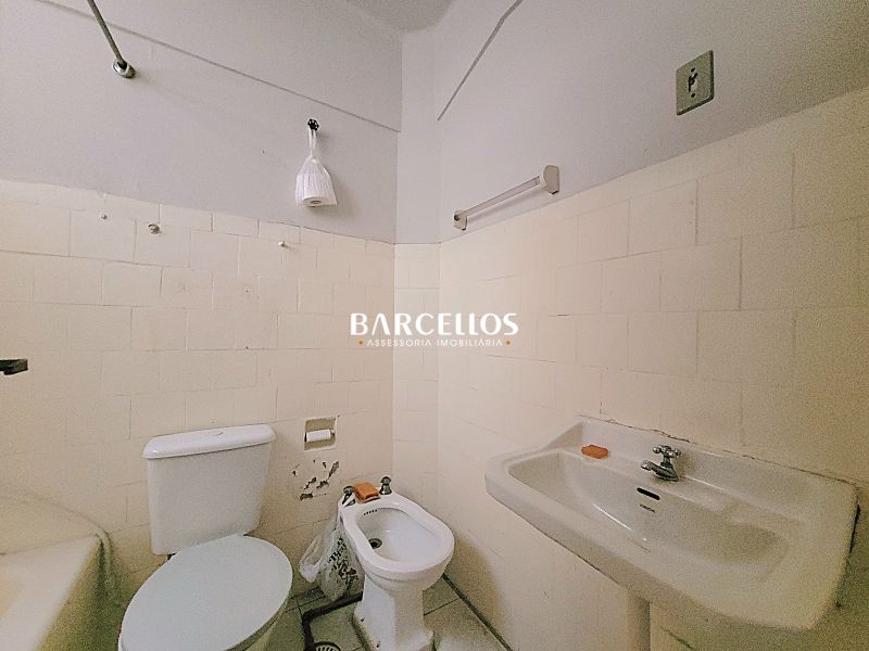 Sala com 1 banheiro e 80m² à venda no bairro Centro Historico, Porto Alegre