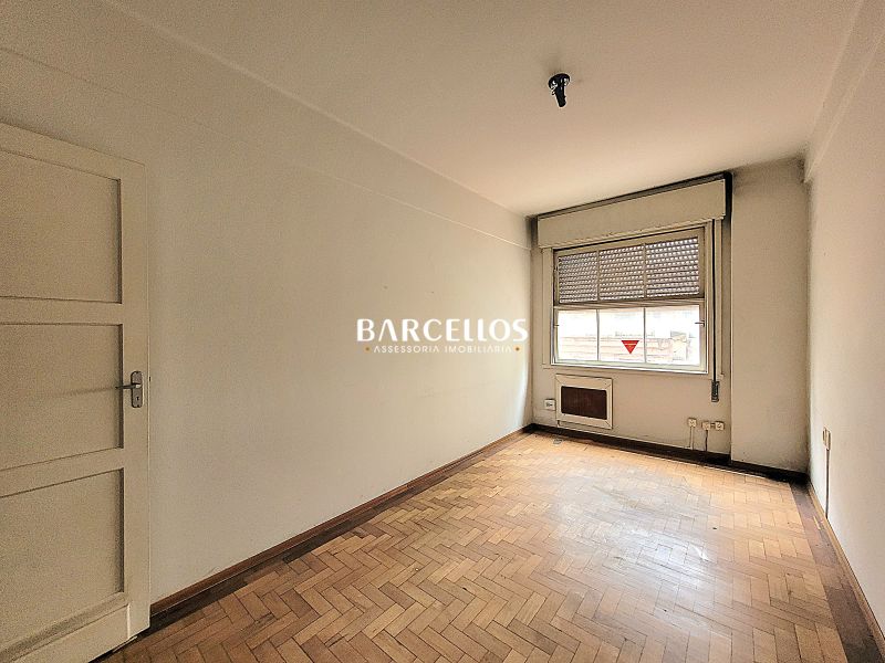 Sala com 1 banheiro e 80m² à venda no bairro Centro Historico, Porto Alegre