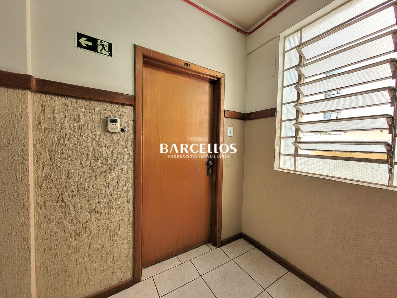 Sala com 1 banheiro e 80m² à venda no bairro Centro Historico, Porto Alegre