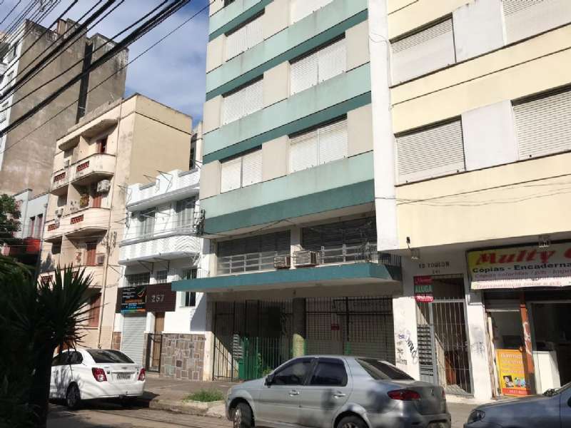 Apto com 2 quartos, 1 banheiro e 80m² à venda no bairro Centro, Porto Alegre