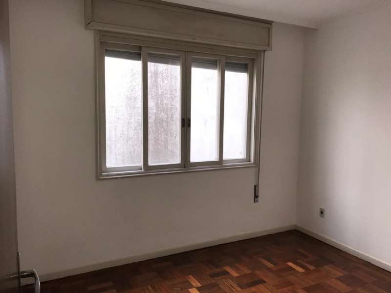 Apto com 2 quartos, 1 banheiro e 80m² à venda no bairro Centro, Porto Alegre