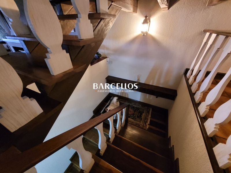 Casa com 3 quartos, 4 banheiros e 430m² à venda no bairro Vila Assuncao, Porto Alegre