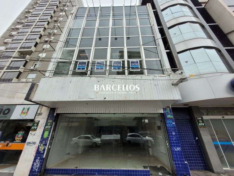 Sobrado Comercial com 1 quarto, 6 banheiros e 800m² à venda no bairro Independencia, Porto Alegre