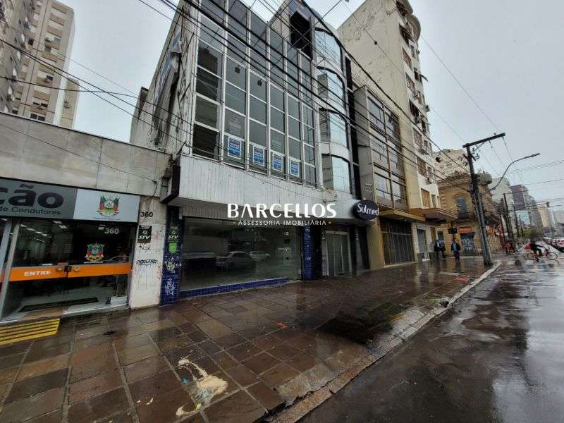 Sobrado Comercial com 1 quarto, 6 banheiros e 800m² à venda no bairro Independencia, Porto Alegre