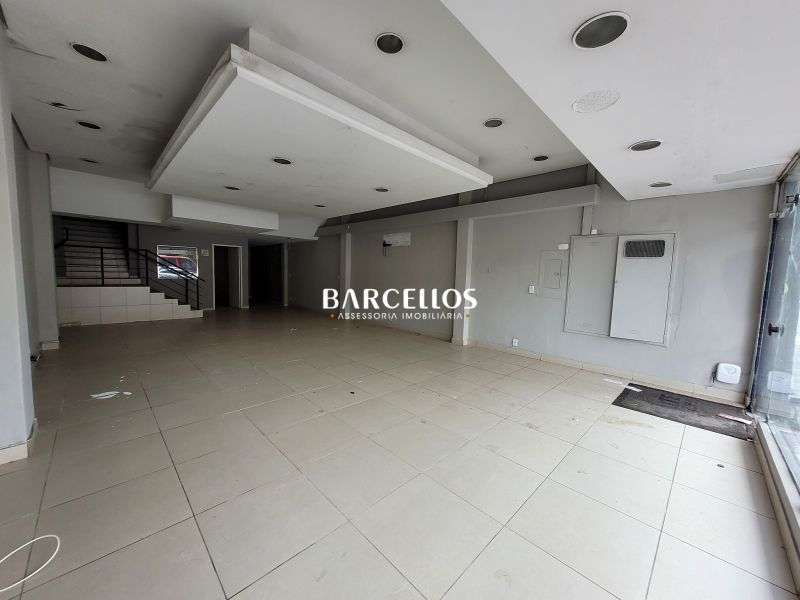 Sobrado Comercial com 1 quarto, 6 banheiros e 800m² à venda no bairro Independencia, Porto Alegre