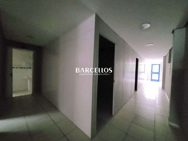 Sobrado Comercial com 1 quarto, 6 banheiros e 800m² à venda no bairro Independencia, Porto Alegre