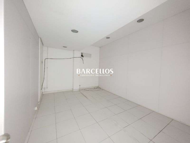 Sobrado Comercial com 1 quarto, 6 banheiros e 800m² à venda no bairro Independencia, Porto Alegre