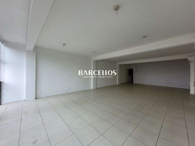 Sobrado Comercial com 1 quarto, 6 banheiros e 800m² à venda no bairro Independencia, Porto Alegre
