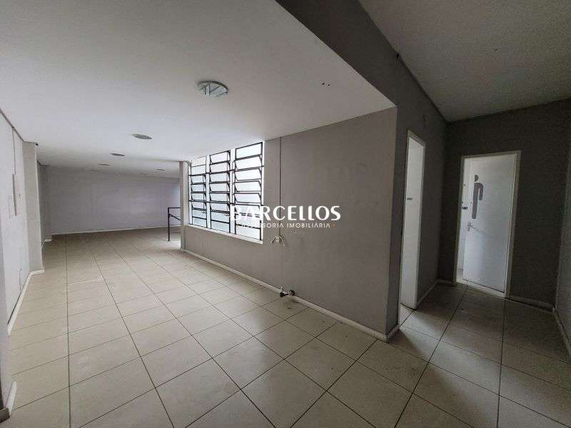 Sobrado Comercial com 1 quarto, 6 banheiros e 800m² à venda no bairro Independencia, Porto Alegre